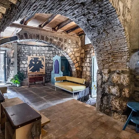Inter Artes Prestige House And Luxury Bed & Breakfast